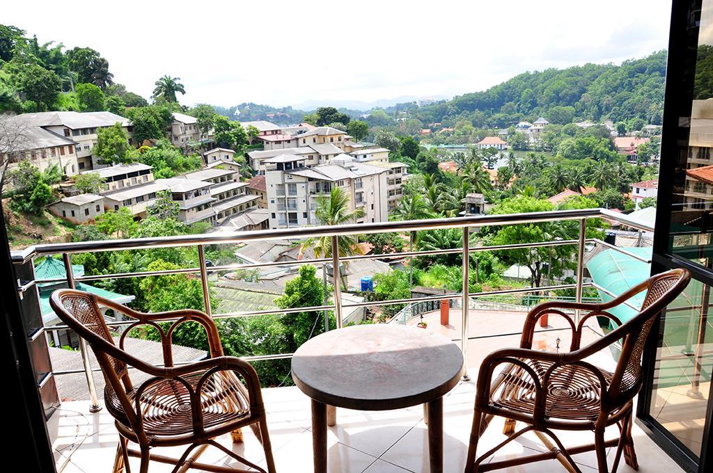 Highest View Hotell Kandy Exteriör bild